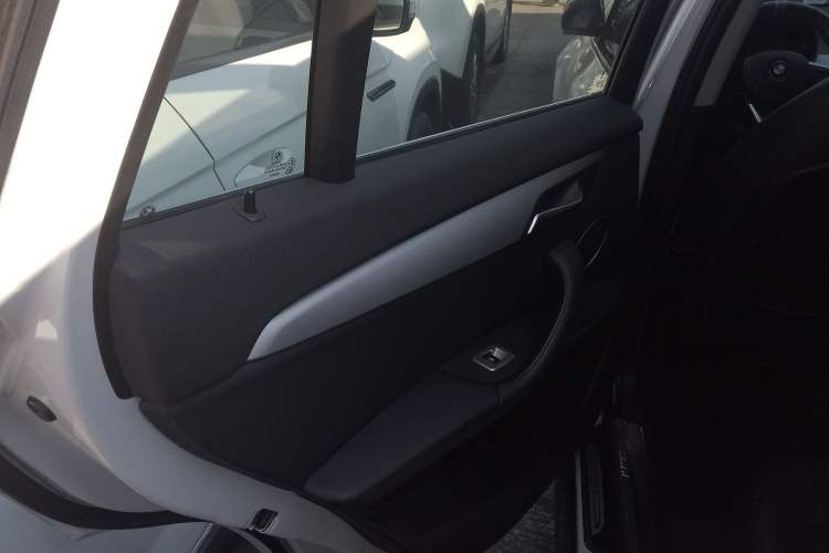 Used BMW X1 2016 sDrive18Li Fashion Model
