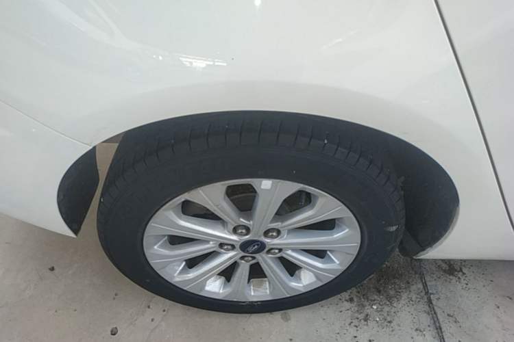 Used Ford Escort 2017 Happiness Edition 1.5L Automatic Fashion Version