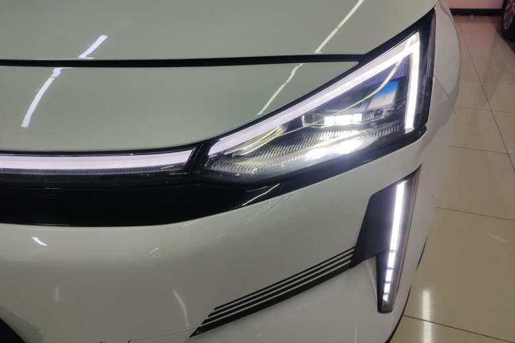 Used Geely Galaxy L6 2023 125km Starship Left Front Headlight