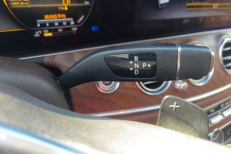 Used Mercedes-Benz E-Class 2020 E 260 L
