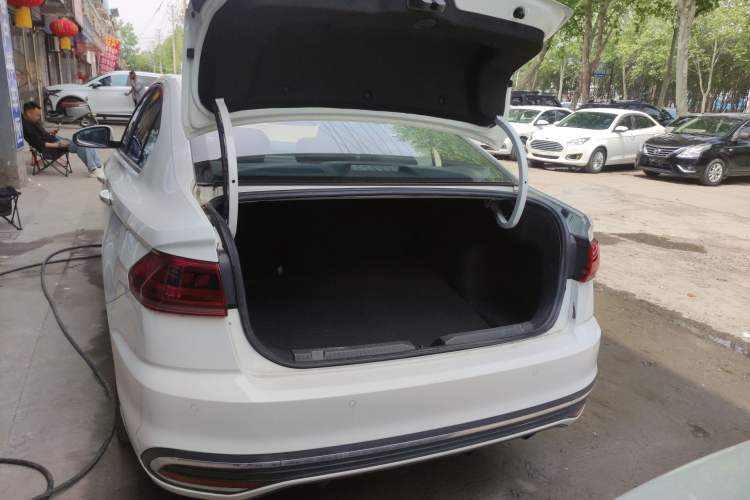 Used Volkswagen Bora 2024 200TSI DSG Comfort Edition Trunk