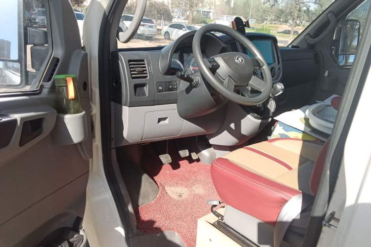 Used Dongfeng Yufeng 