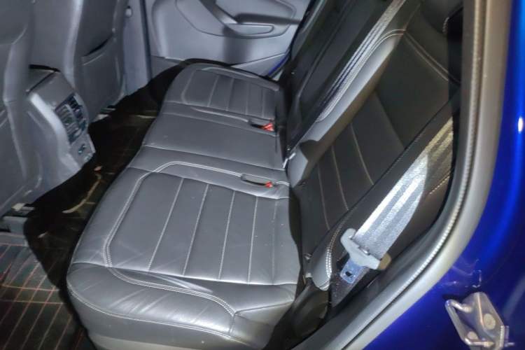 Used Ford Kuga 2017 EcoBoost 180 Two-Wheel-Drive Tiger Leap Model
