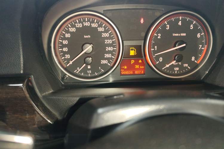 Used BMW 3 Series 2011 330i Convertible Coupe
