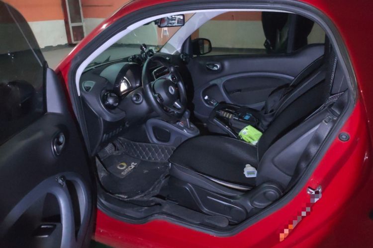 Used smart fortwo 2018 1.0L 52kW Hardtop Passion Edition China V Standard Driver Seat