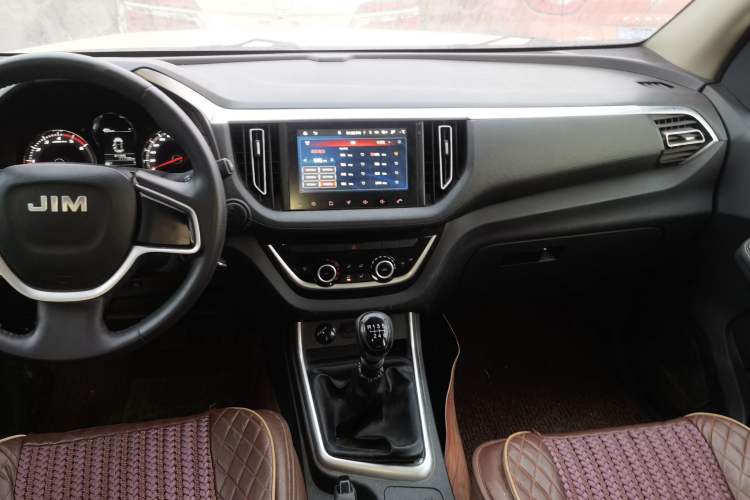 Used Isuzu JLM 2020 2.5T Two-Wheel Drive Diesel Leading-Edge JE4D25Q6A with National VI Emission Standards Standard Wheelbase – Ruimai S
