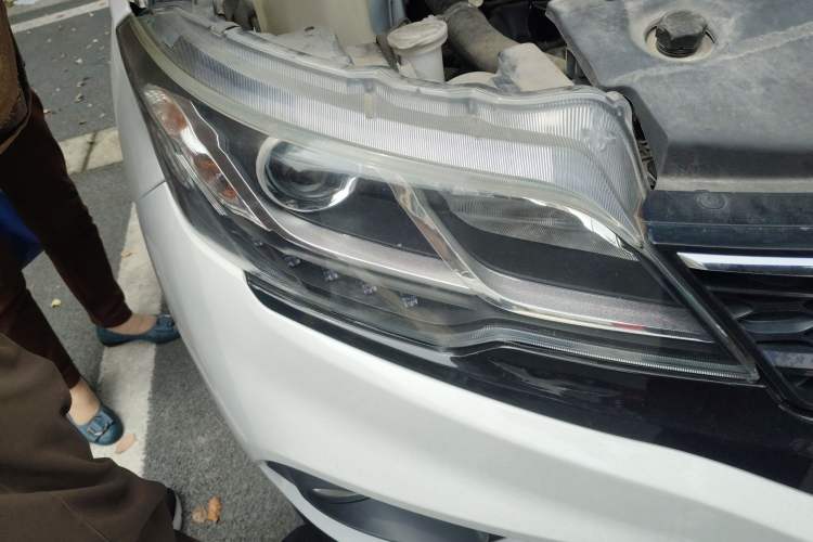 Used Soueast DX3 2018 1.5T CVT Luxury Model Right Front Headlight
