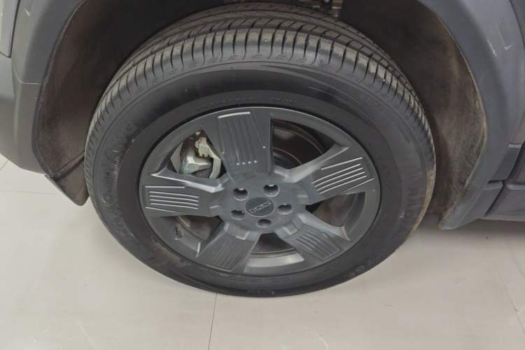 Used iCAR 03 2024 501km Two-Wheel Drive Long-Range Version Left Front Wheel Hub