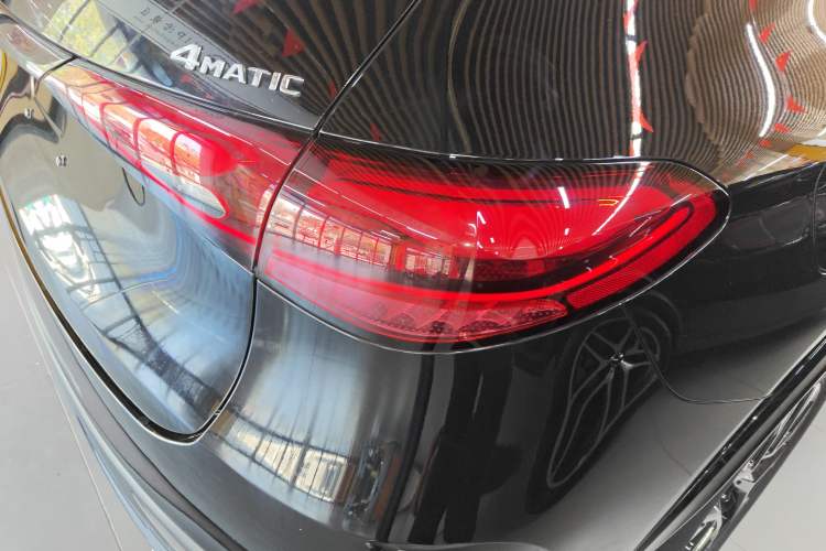 Used Mercedes-Benz GLC 2023 GLC 260 L 4MATIC Luxury 7-Seater