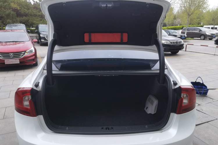 Used Volvo S60 2017 S60L T3 Smart Upgrade Edition Trunk