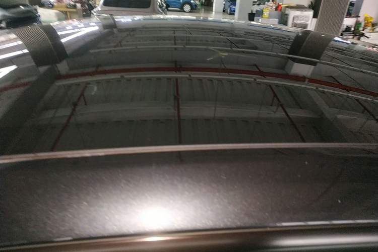 Used Tesla Model Y 2025 Long-Range All-Wheel-Drive Version