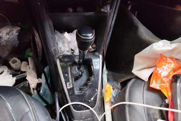 Used Toyota YARiS L Zhi Xuan 2022 X-Trail 1.5L CVT Luxury PLUS Edition Gear Lever