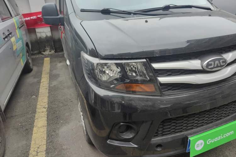 Used JAC Refine M3 2018 1.6L Express Edition 7-Seater
