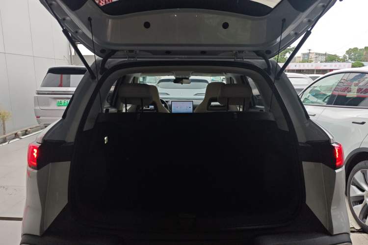 Used BYD Yuan UP 2024 401KM Beyond Edition