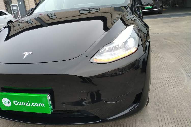 Used Tesla Model Y 2023 Rear-Wheel-Drive Version