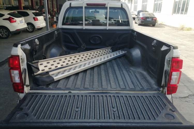 Used Great Wall Wingle 7 2021 2.0T Diesel Two-Wheel Drive Value Edition Big Double GW4D20M
