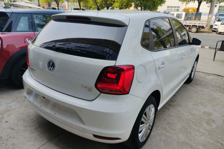 Used Volkswagen Polo 2016 1.6L Automatic Comfort Model Rear Right 45 Deg