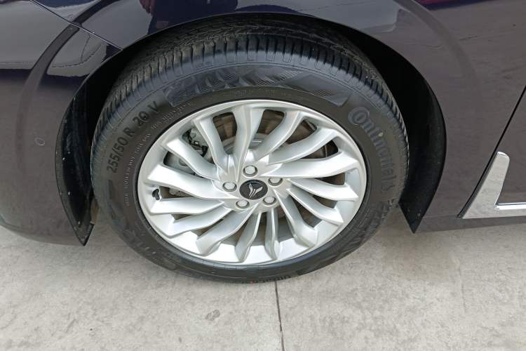 Used VOYAH Dream 2024 PHEV Extended-Range Premium Edition