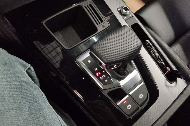 Used Audi Q5L 2024 40 TFSI Luxury Dynamic Edition
