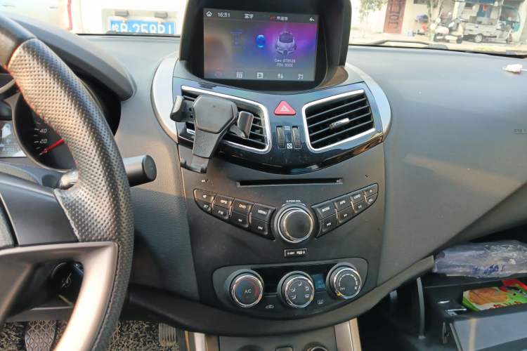 Used Haima S5 2015 1.6L Manual Luxury Model with Sunroof