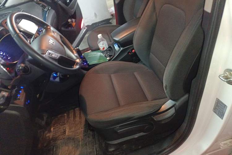 Used Hyundai Santa Fe 2013 2.4L Automatic 2WD Comfort Edition