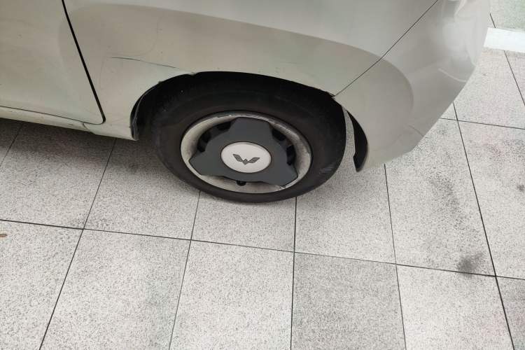 Used Wuling Hongguang MINIEV 2022 Macaron Premium Model – Lithium Iron Phosphate