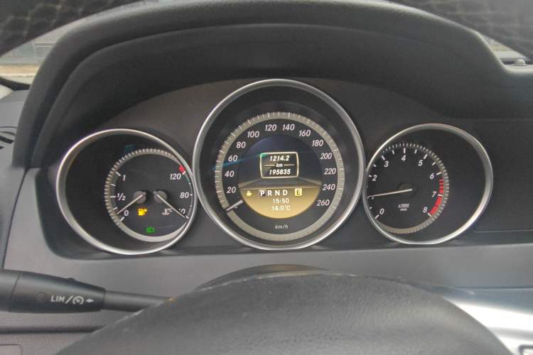 Used Mercedes-Benz C-Class 2011 C 180K Classic model