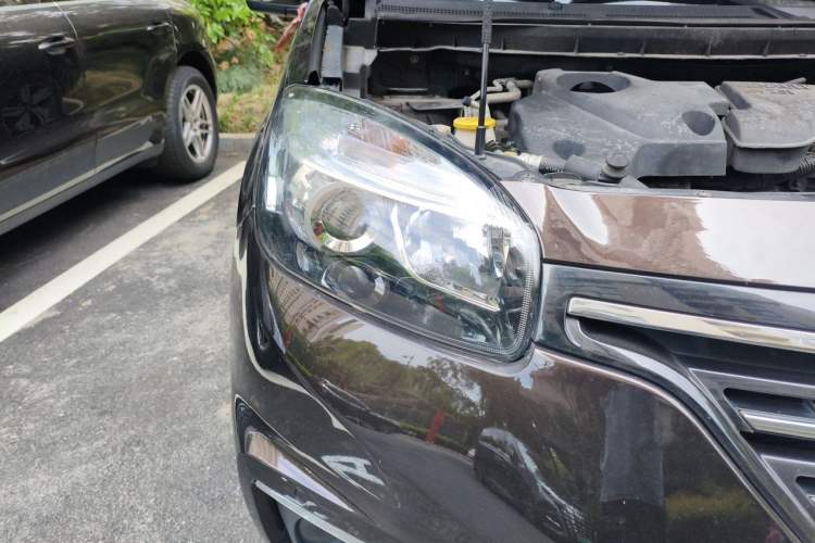 Used Renault Koleos 2013 2.5L 4x4 Comfort Edition