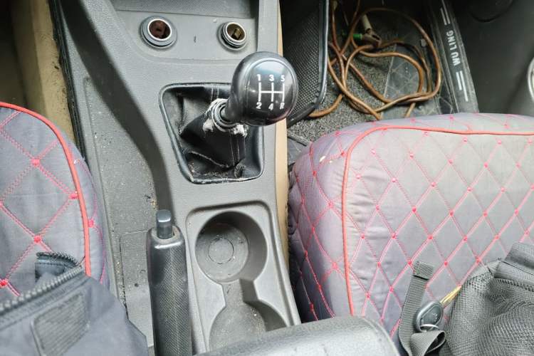 Used Wuling Hongguang 2014 1.2L Standard Model China IV
