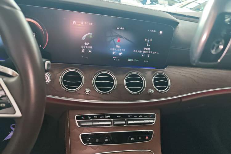 Used Mercedes-Benz E-Class 2023 Updated E 300 L Fashion Edition Audio And AC Panel