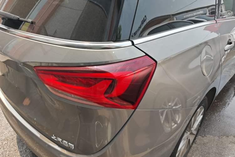 Used Buick GL6 2019 18T 6-Seater Connected Luxury Version China VI Standard Right Rear Taillight