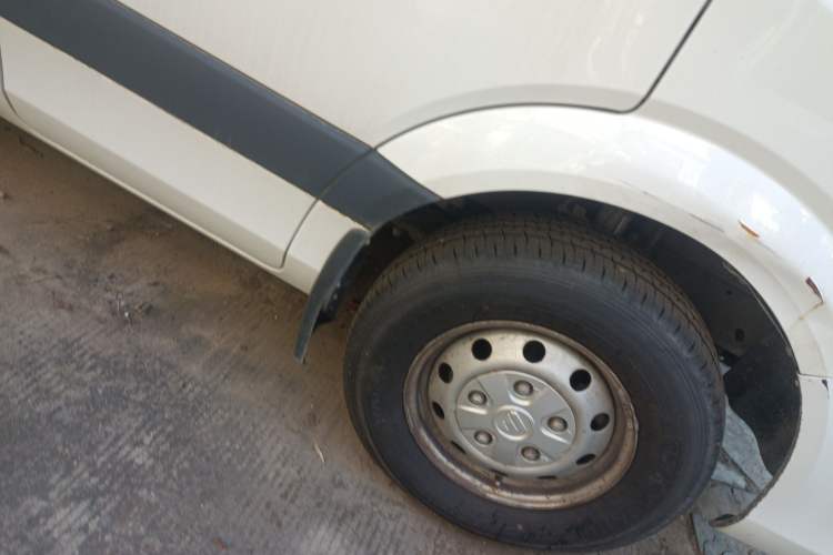 Used Foton Toano 2020 2.0T Multi-Function Short Wheelbase Mid-Roof 5/6-Seater China VI Emission Standard 4F20TC3