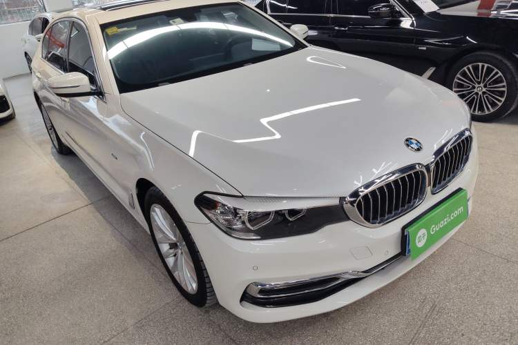 Used BMW 5 Series 2018 525Li Luxury Package
