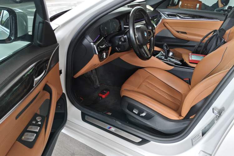 Used BMW 5 Series 2021 525Li M Sport Package
