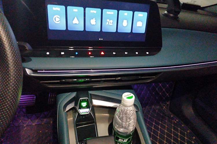 Used MG 7 2023 2.0T Automatic Hunter Luxury Edition
