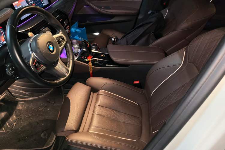 Used BMW 5 Series 2021 530Li Luxury Edition M Sport Package Left Front Seat