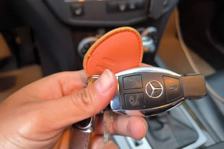 Used Mercedes-Benz C-Class  Vehicle Key