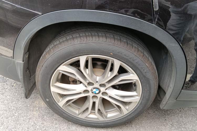 Used BMW X1 2019 sDrive20Li Leading Model Right Rear Wheel Hub