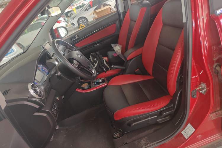 Used BAIC New Energy EX 2018 EX360 Trendy Edition Left Front Seat