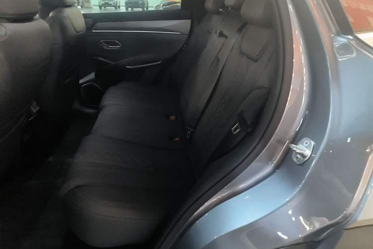 Used BYD Song L DM-i 2025 Intelligent Driving Version 112 km Beyond-Range Type