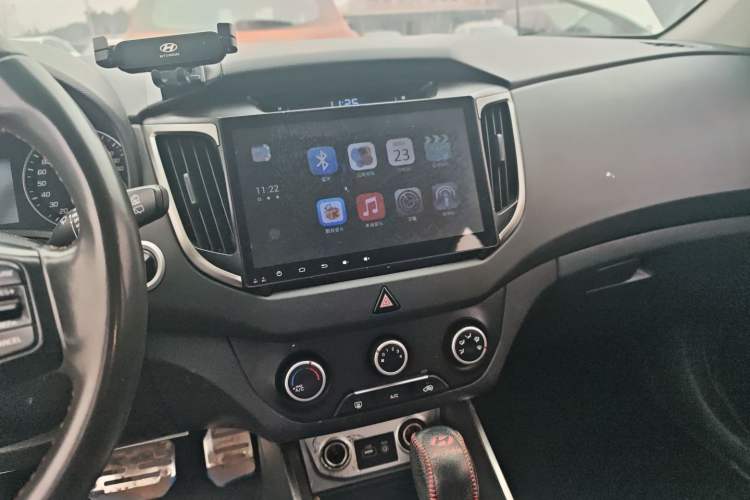 Used Hyundai ix25 2016 1.6T Dual-Clutch Two-Wheel Drive Smart GLS Model