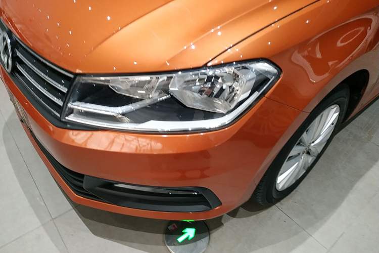 Used Volkswagen Santana 2018 Haval H9 1.5L Automatic Comfort Edition Left Front Headlight