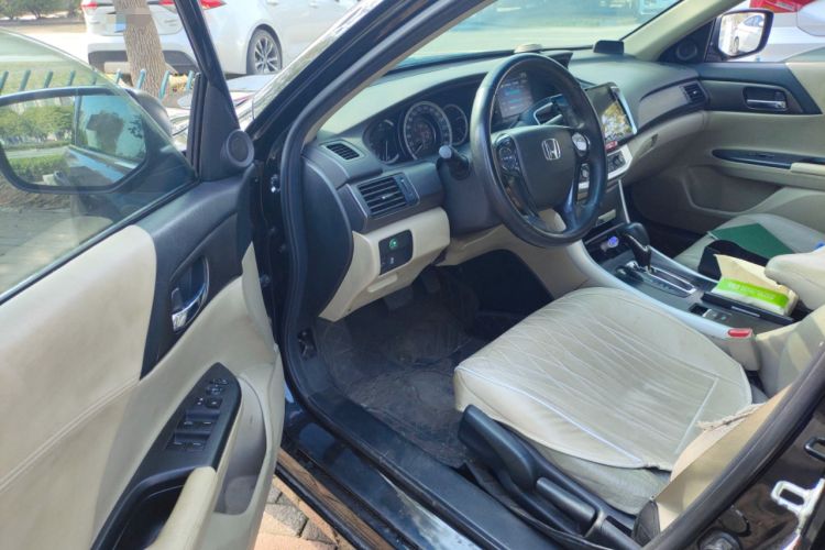 Used Honda Accord 2015 2.0L LX Comfort Edition
