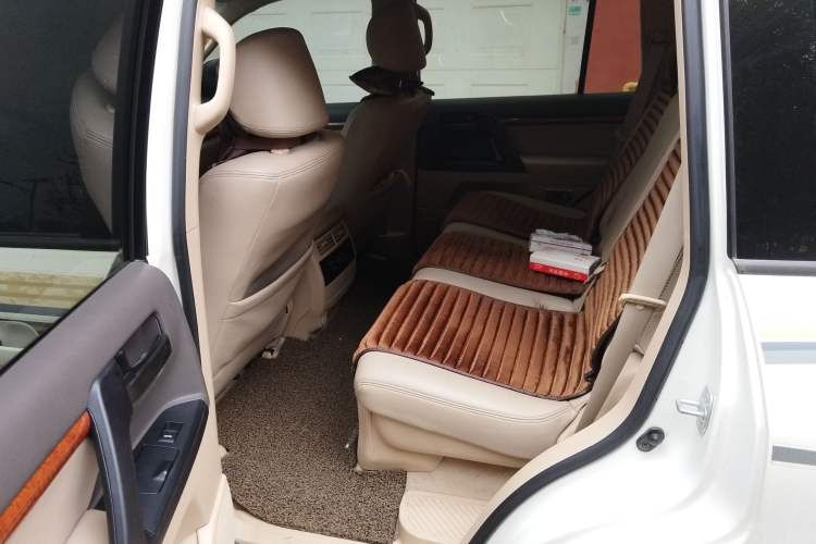 Used Toyota Land Cruiser  Left Rear Seat