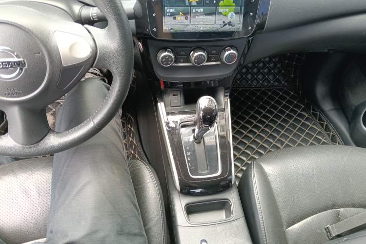 Used Nissan Sylphy 2019 1.6XV CVT Smart Connect Luxury Edition China V Standard Gear Lever