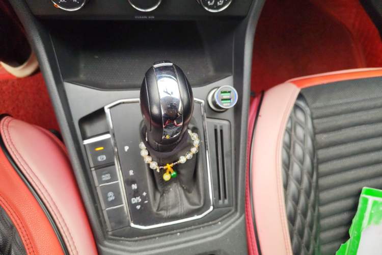 Used Volkswagen Lavida 2018 1.5L Automatic Comfort Edition China V Standard
