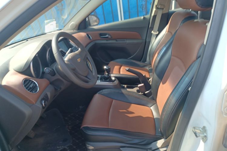 Used Chevrolet Cruze 2015 1.5L Classic SL MT