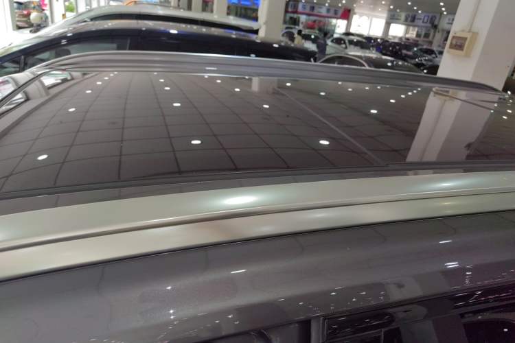 Used GAC Trumpchi GS8 2024 Linghang Series 2.0 TGDI Two-Wheel Drive Luxury Smart Connectivity Version
