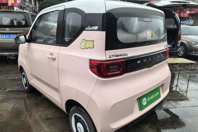 Used Wuling Hongguang MINIEV 2021 Macaron Sandwich Model 120 km Lithium Iron Phosphate