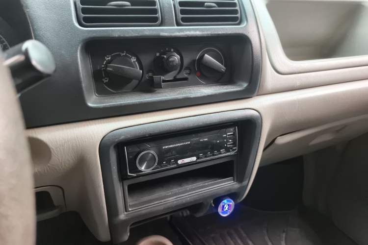 Used Suzuki Wagon R 2012 All-Purpose Model 1.4L Manual Standard Version Audio And AC Panel